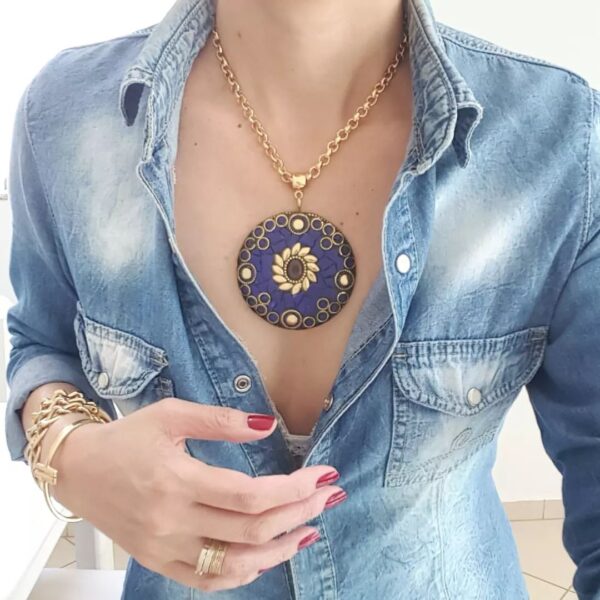 Colar Tibetano Caquinho Azul Corrente Aço Banho Ouro Elo Português-106